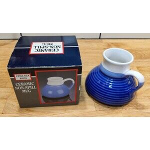 No Spill non slip Coffee Mug Pottery Ceram blue and white, Made in Taiwan Box